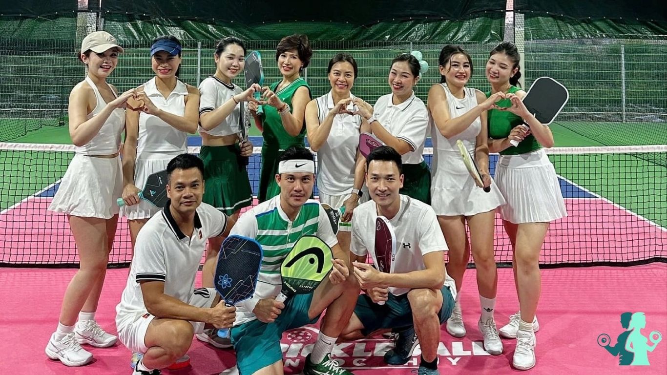 Chơi pickleball ở hà nội